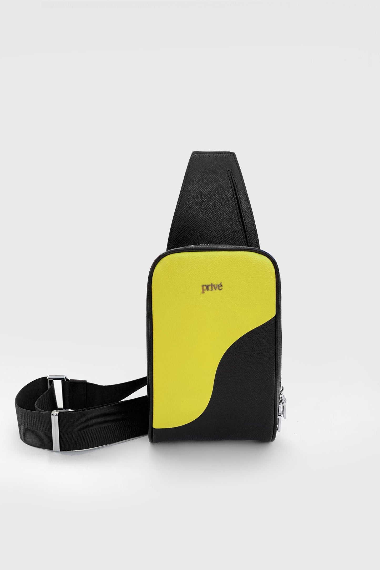 THE CURVE FANNY PACK